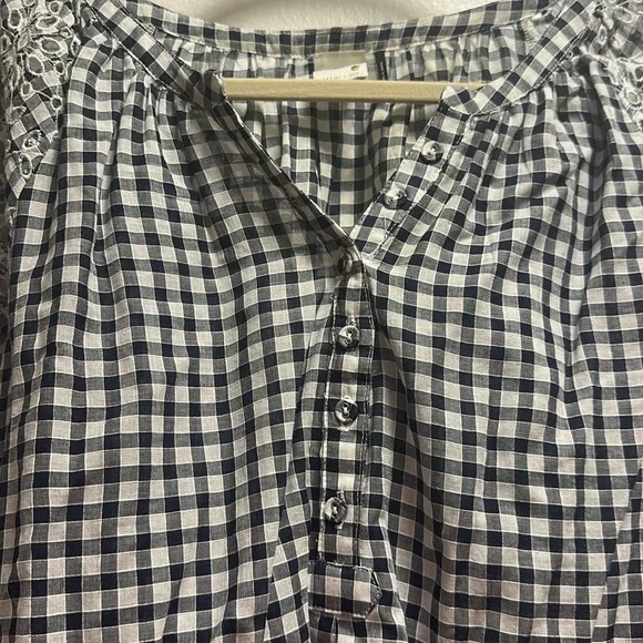 Anthropologie Akemi + Kin Presley Gingham Eyelet Blouse, Size XS - Picture 6 of 7